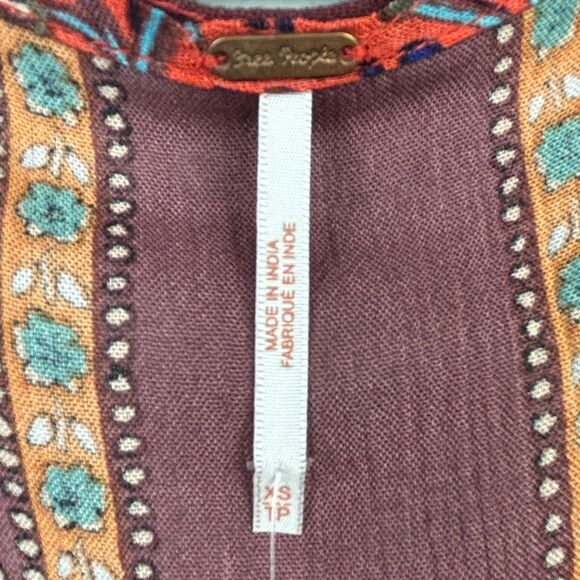 NWT Free People Rosalie Boho Bell Sleeve Surplice Paisley Red Top Blouse Sz XS - Picture 11 of 16